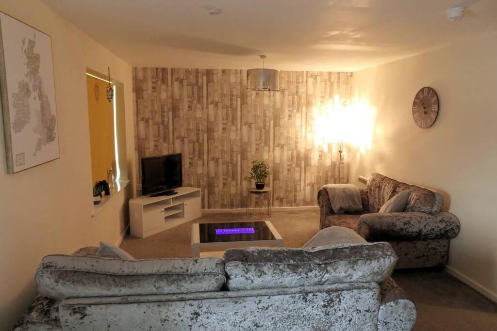 Home From Home With Fantastic Views 2 Runcorn Exterior foto